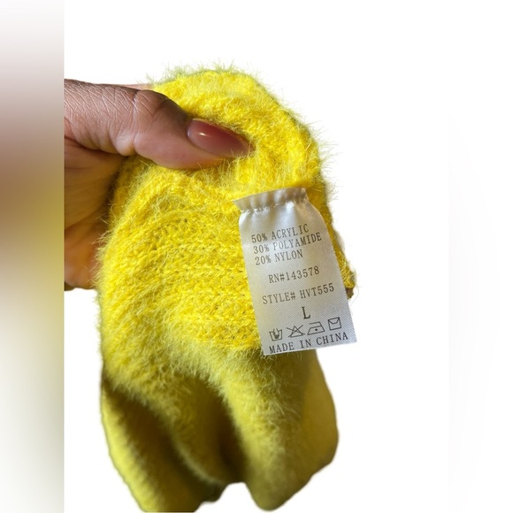 Fashion Nova Yellow Fuzzy Pearl detail Cropped Twist Long Sleeve Sweater Large - Picture 11 of 11